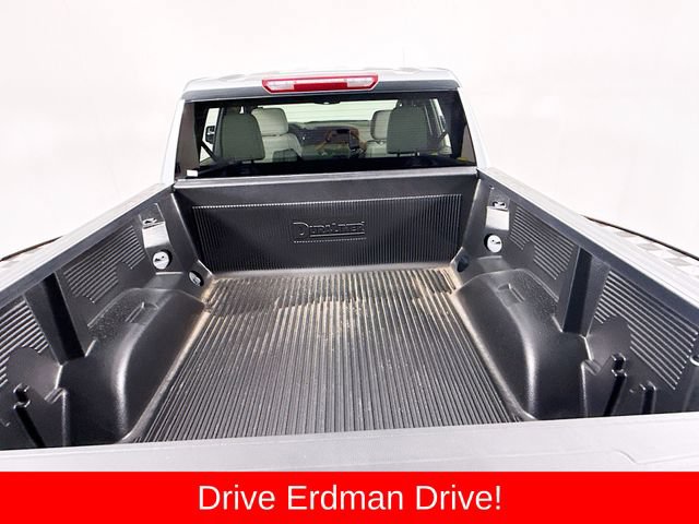 Used 2026 GMC Sierra 1500 SLT AWD/4WD image 33