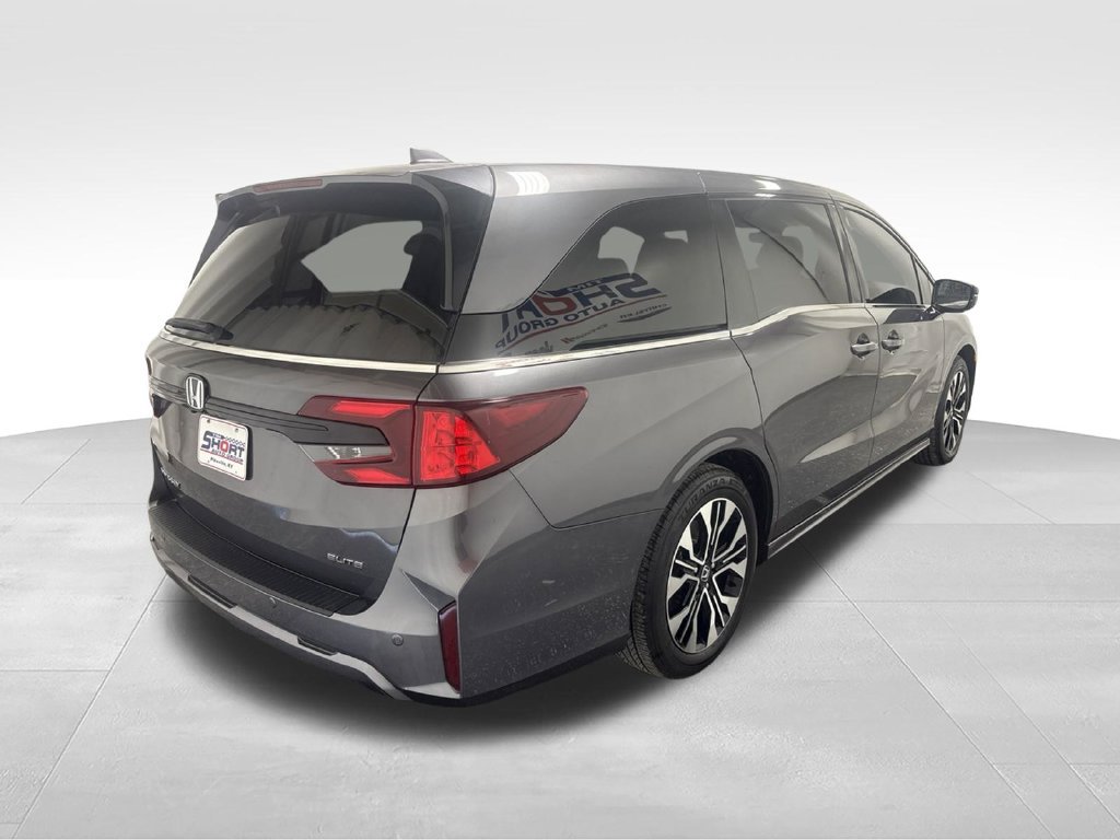 Used 2025 Honda Odyssey Elite image 4