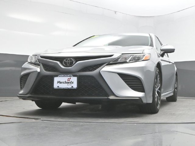 Used 2019 Toyota Camry SE FWD image 36