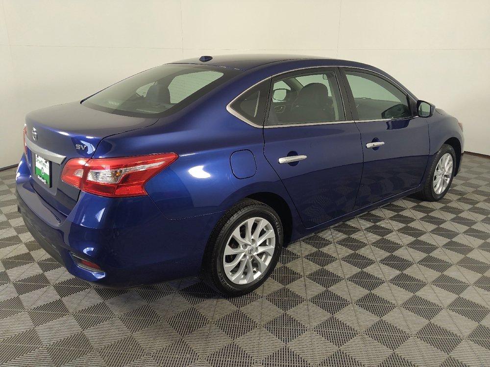 Used 2019 Nissan Sentra SV FWD image 9