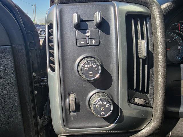 Used 2017 Chevrolet Silverado 1500 LT w/ All Star Edition AWD/4WD image 9