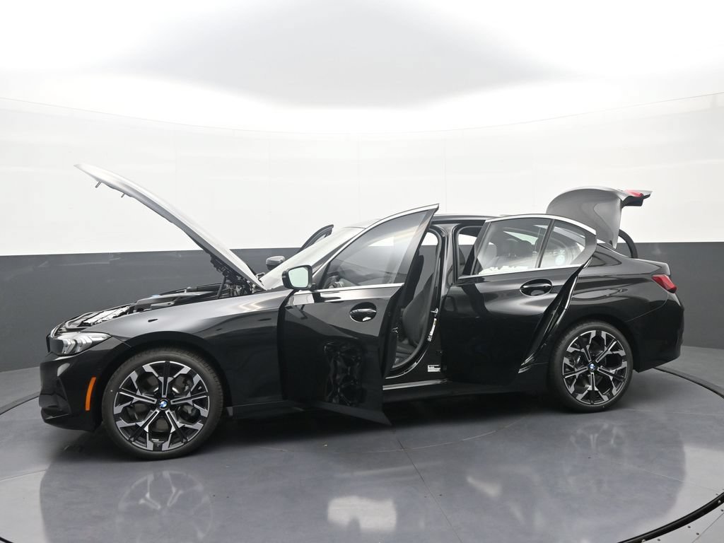 New 2026 BMW 330i xDrive Sedan w/ Premium Package AWD/4WD image 41