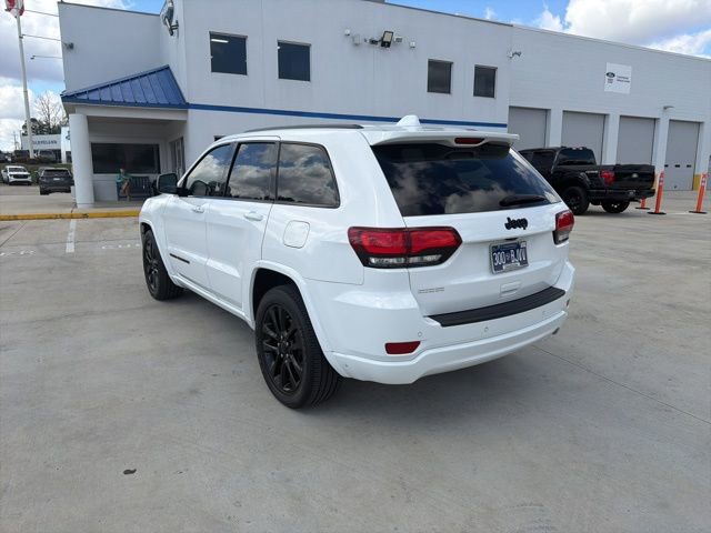 Used 2020 Jeep Grand Cherokee Altitude image 7