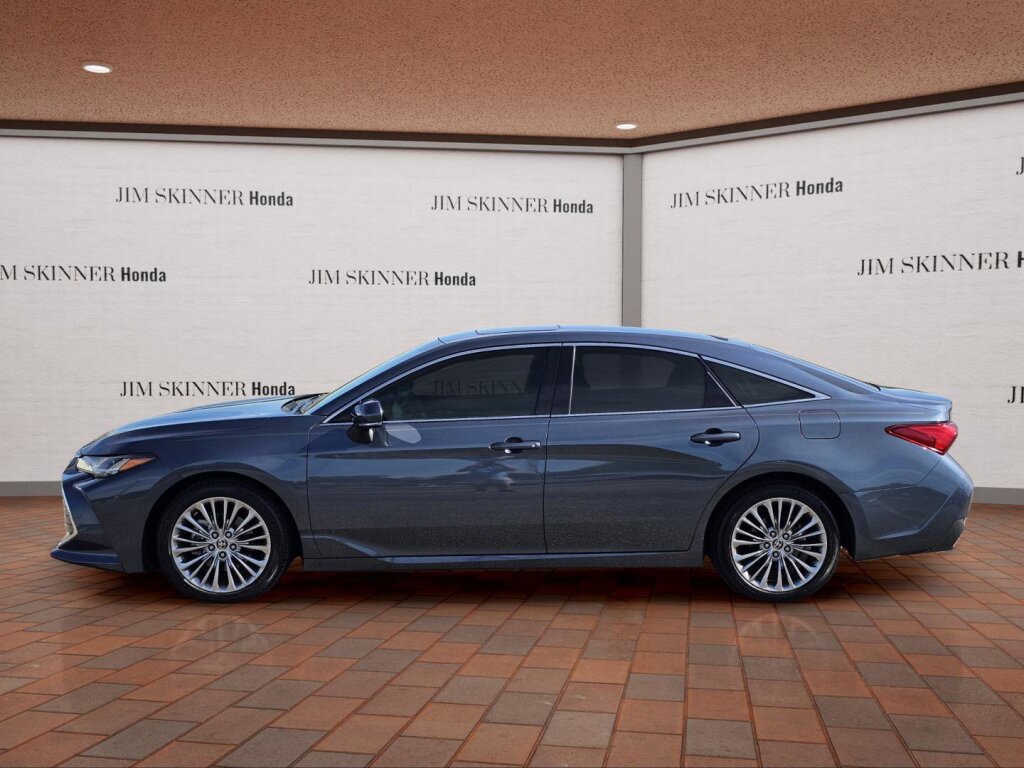 Used 2022 Toyota Avalon Limited w/ Advanced Safety Package image 13