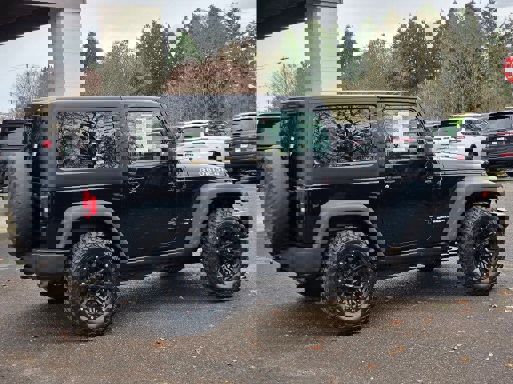 Used 2012 Jeep Wrangler Rubicon w/ Dual Top Group image 2