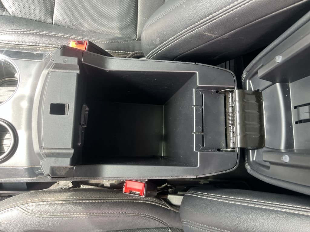 Used 2019 Ford Explorer Limited image 26