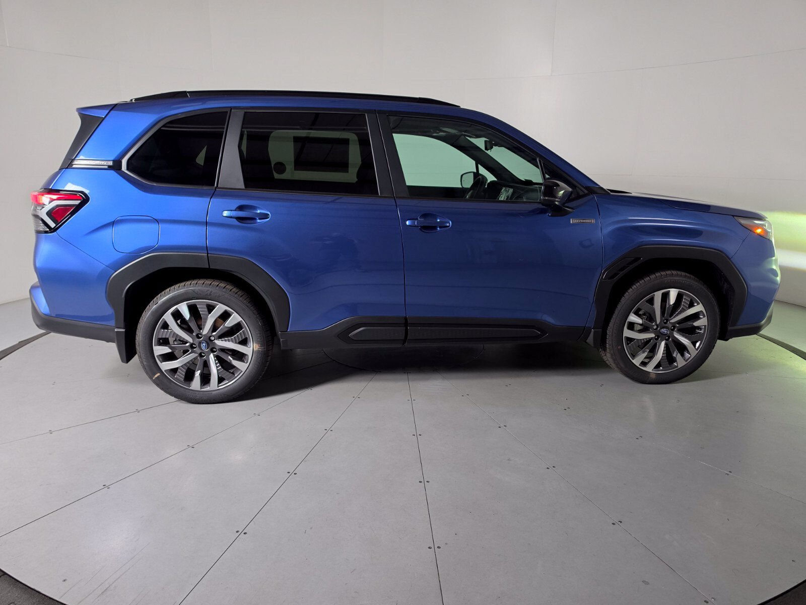 New 2026 Subaru Forester Touring AWD/4WD image 6