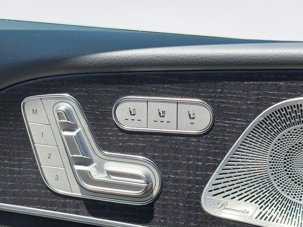 Used 2023 Mercedes-Benz GLS 580 4MATIC image 19