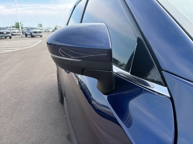 Used 2022 Nissan Pathfinder SV FWD image 5