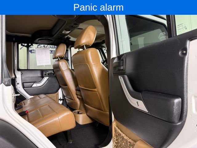 Used 2012 Jeep Wrangler Unlimited Rubicon w/ Dual Top Group image 17