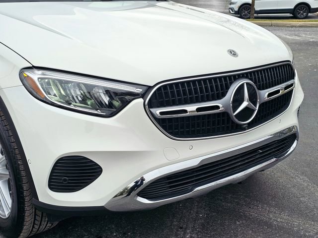 Certified 2025 Mercedes-Benz GLC 300 4MATIC image 3