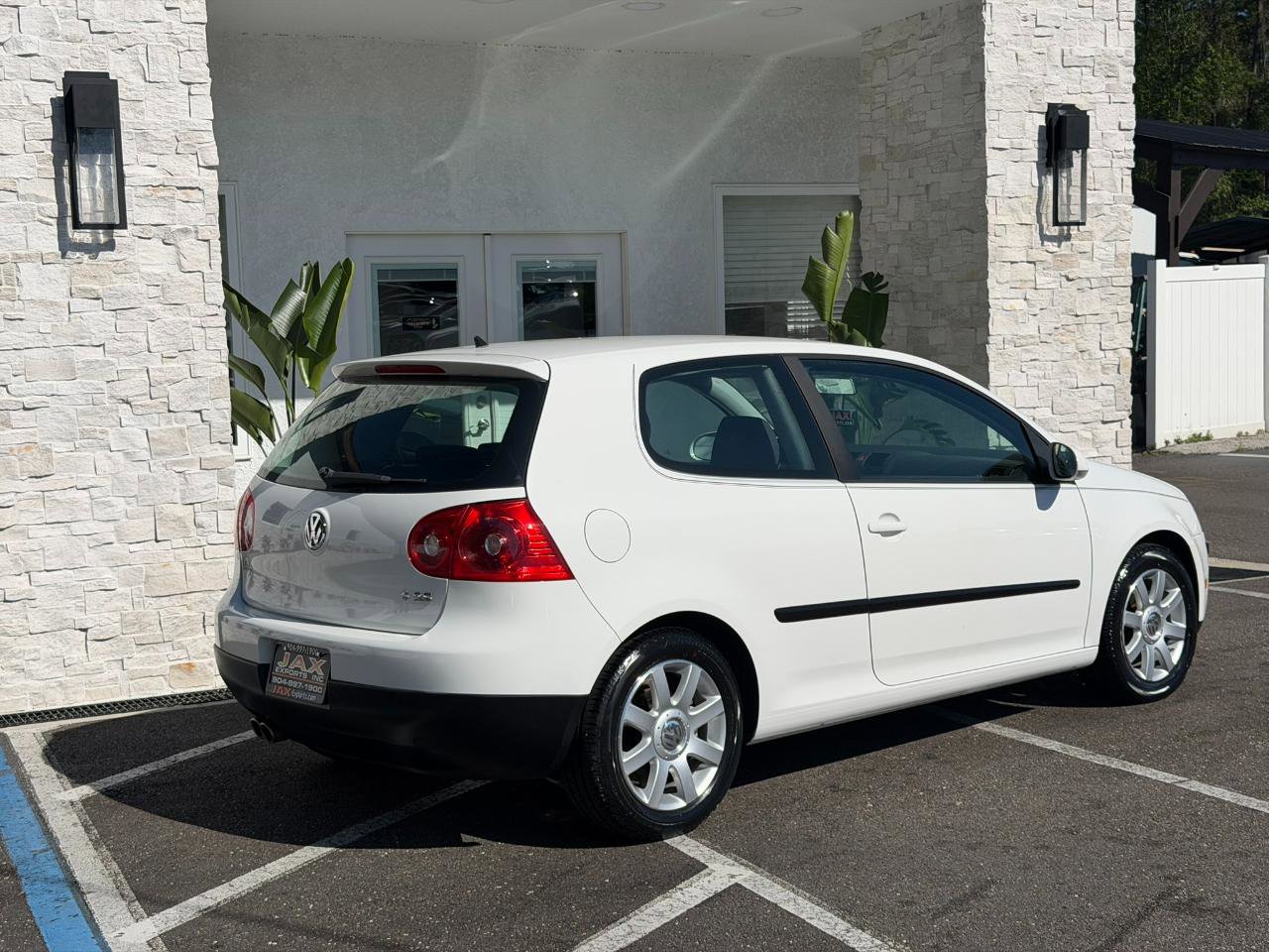 Used 2009 Volkswagen Rabbit S image 14