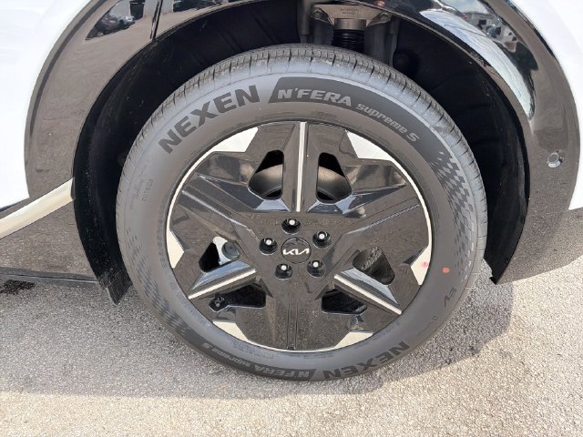 New 2026 Kia EV6 Wind RWD image 27