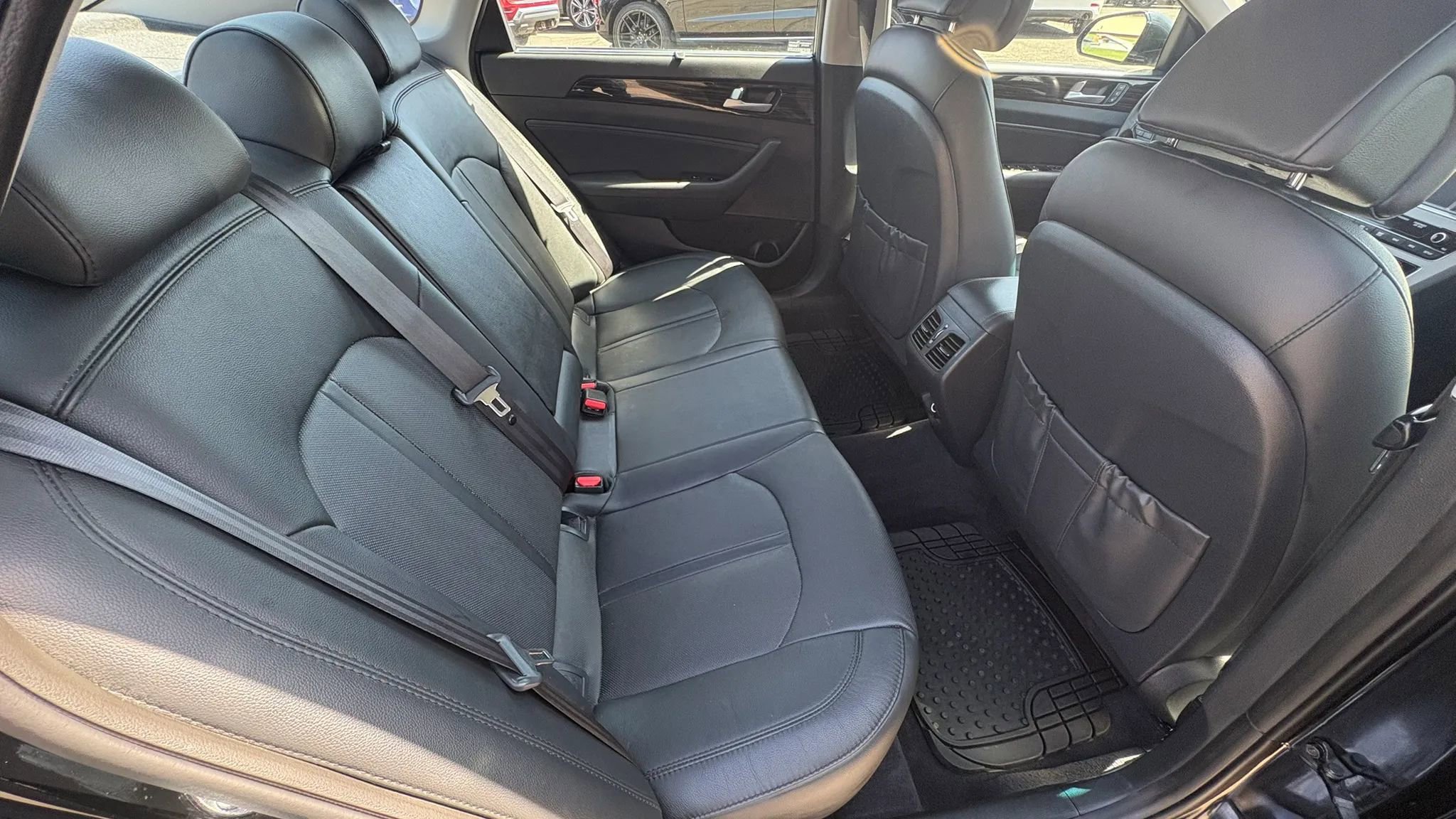 Used 2016 Hyundai Sonata Limited w/ Option Group 04 image 25