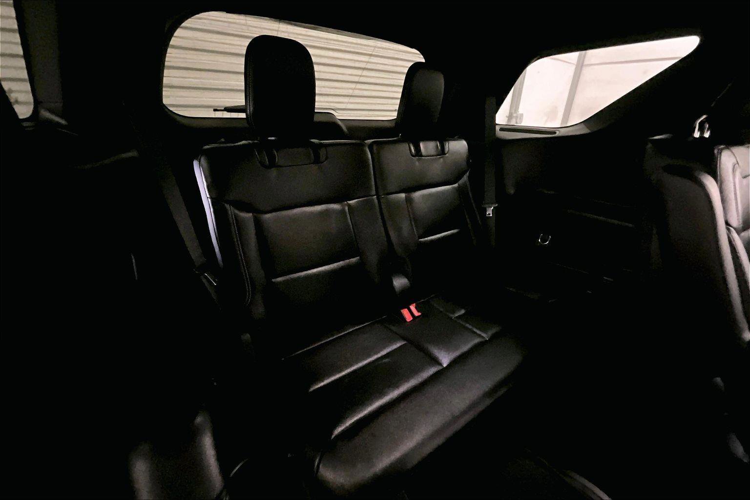 Used 2020 Ford Explorer ST w/ Premium Technology Package image 27