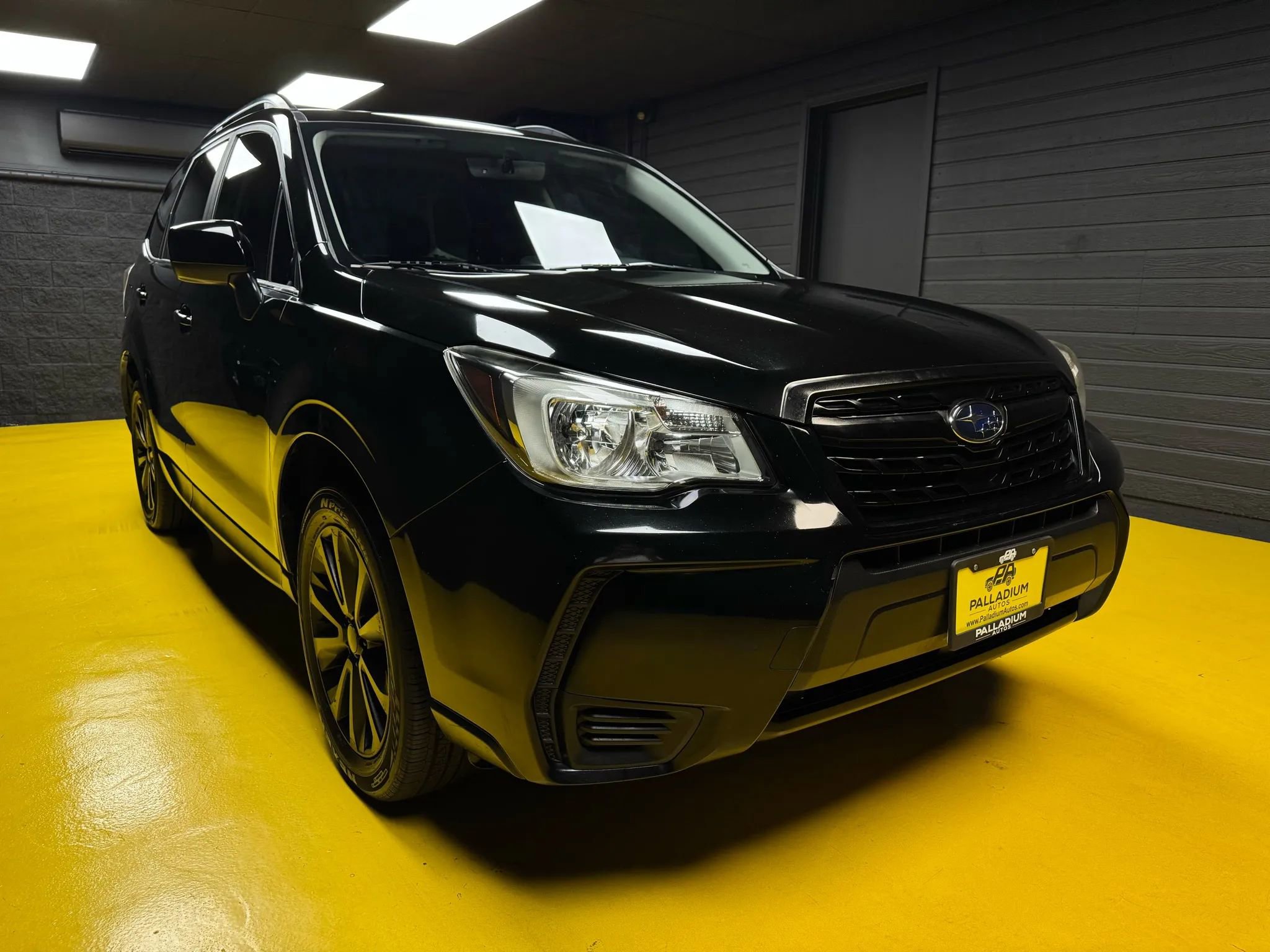 Used 2017 Subaru Forester 2.0XT Premium image 3