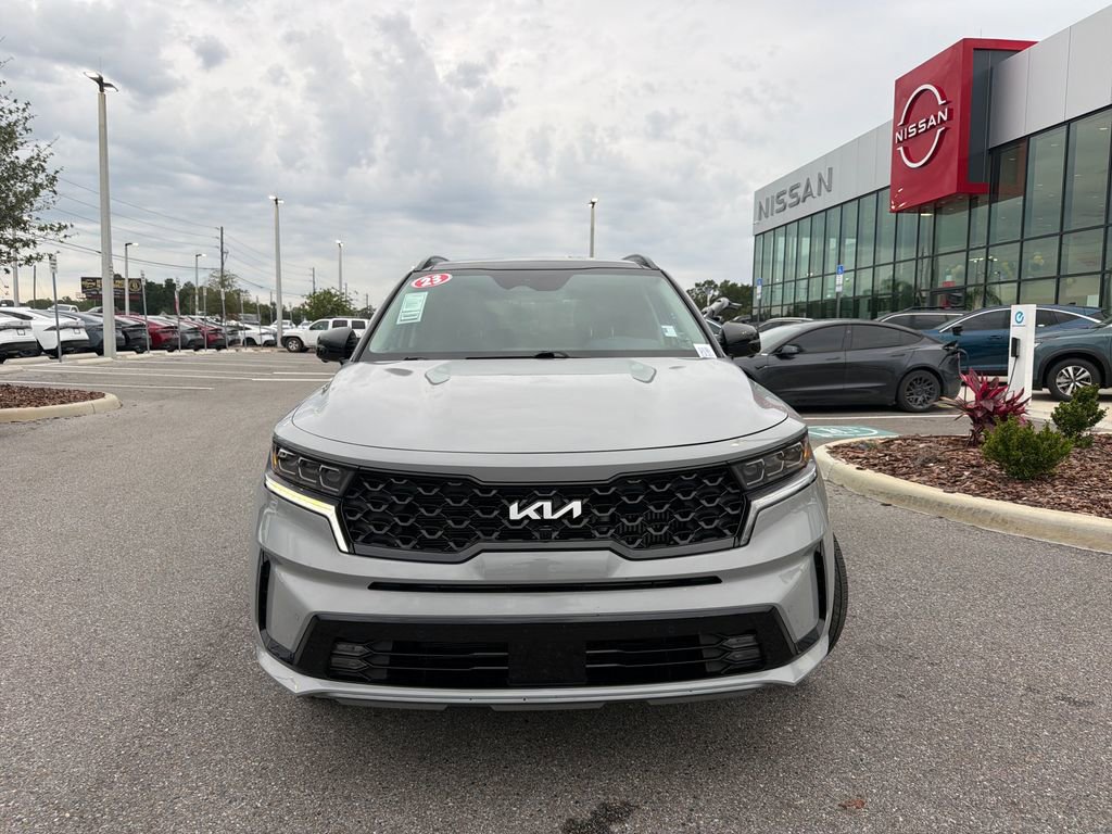 Used 2023 Kia Sorento SX AWD/4WD image 2