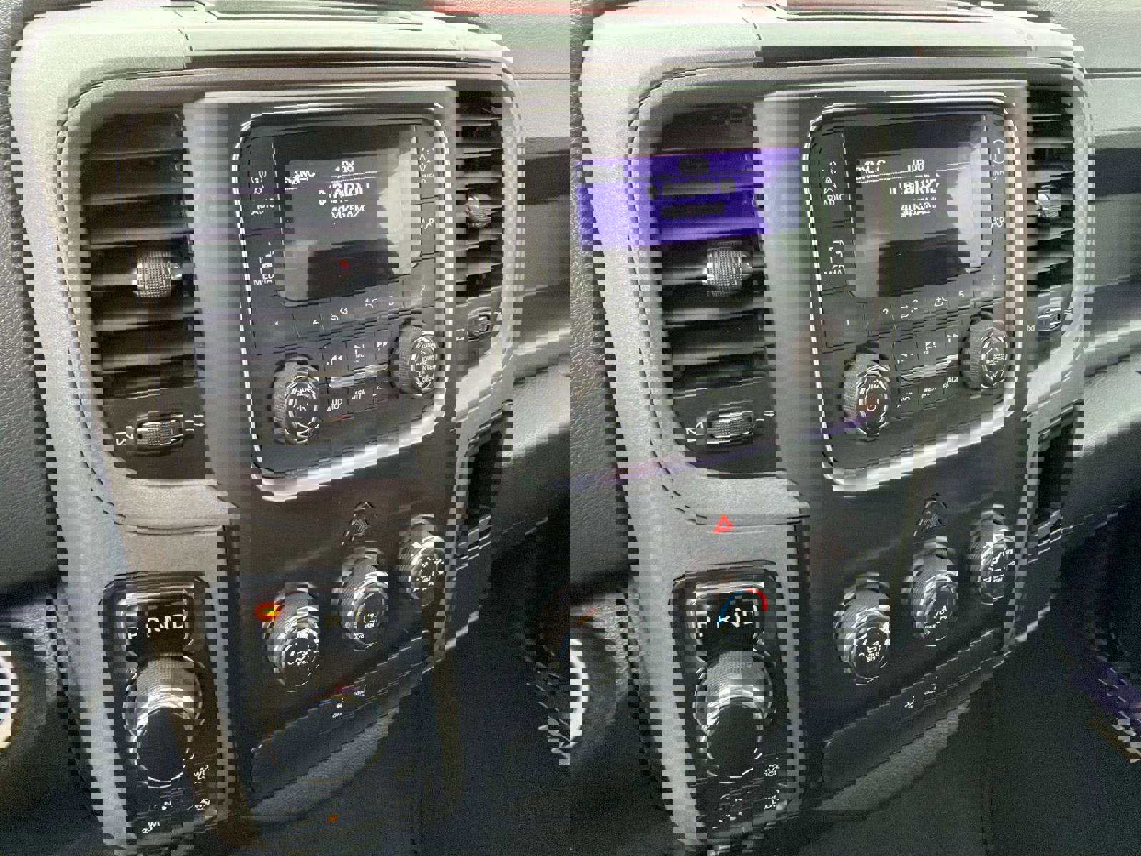 Used 2016 RAM 1500 Express image 8