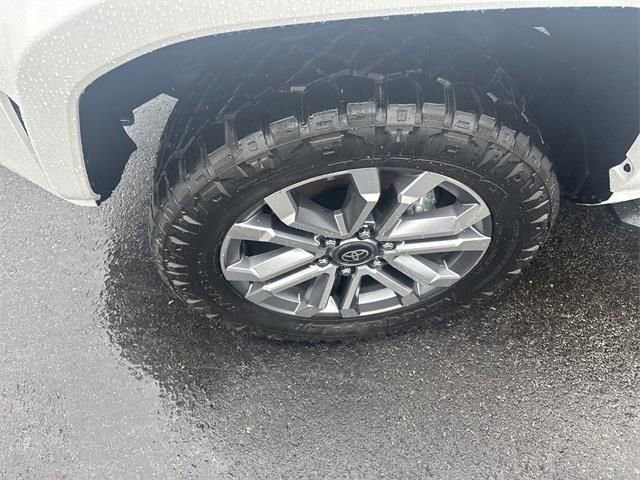 Certified 2025 Toyota 4Runner Limited image 11