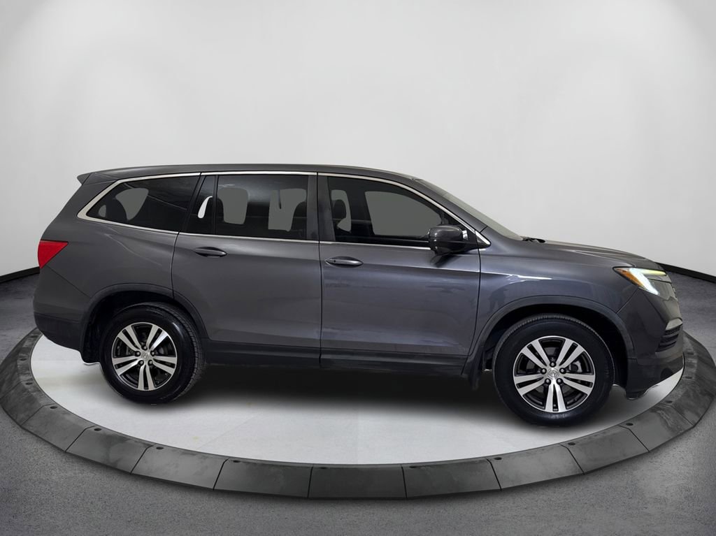 Used 2018 Honda Pilot EX image 4
