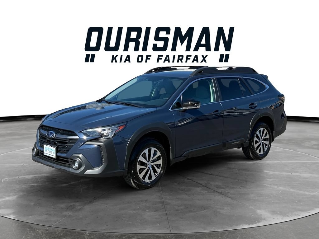 Used 2025 Subaru Outback Premium AWD/4WD image 2