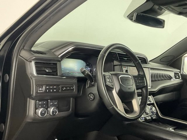 Used 2023 GMC Yukon Denali AWD/4WD image 12