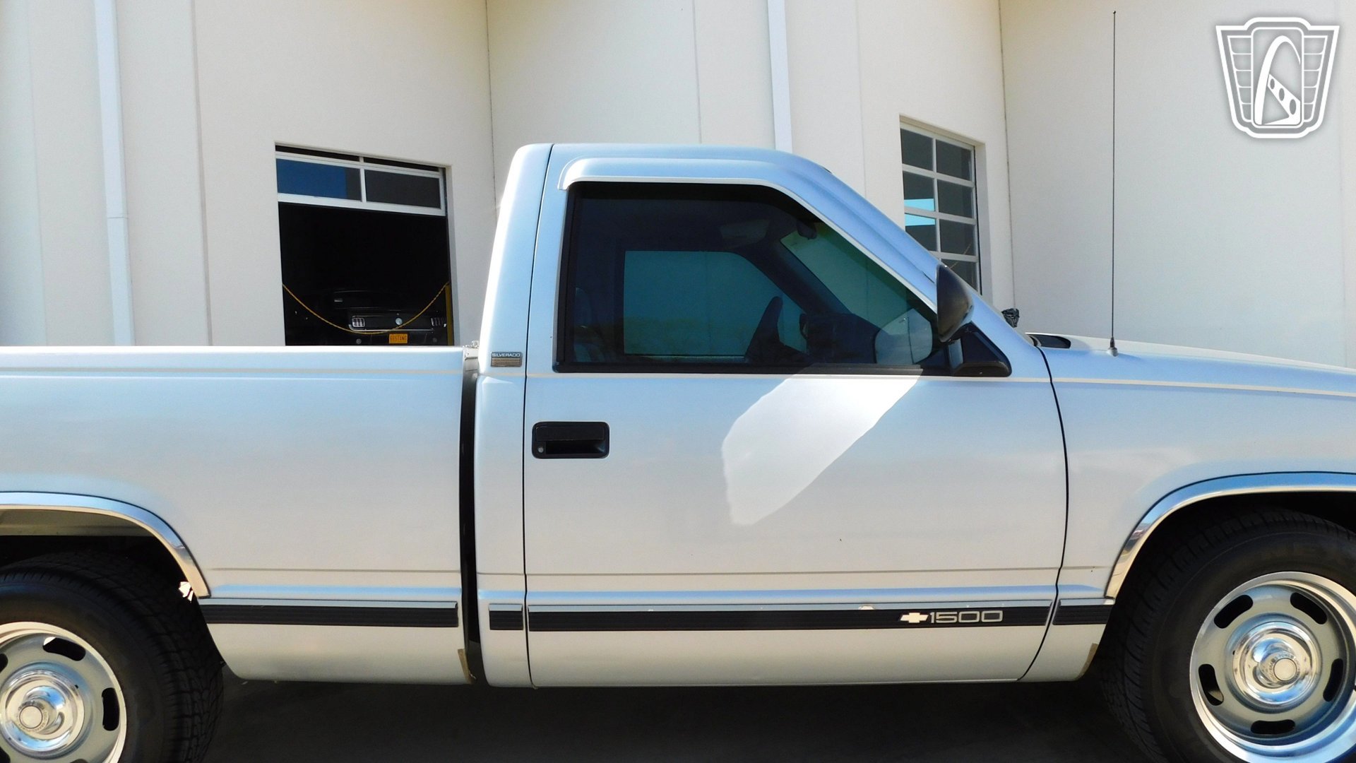 Used 1993 Chevrolet Silverado 1500 2WD Regular Cab image 30
