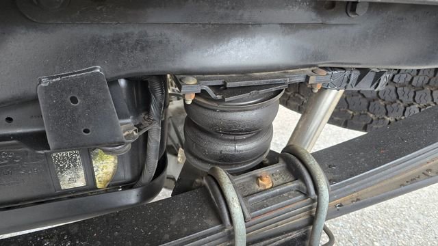 Used 2019 Ford F350 Platinum w/ Platinum Ultimate Package image 12