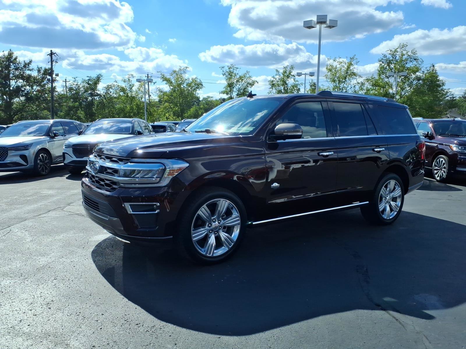 Used 2024 Ford Expedition King Ranch AWD/4WD image 3