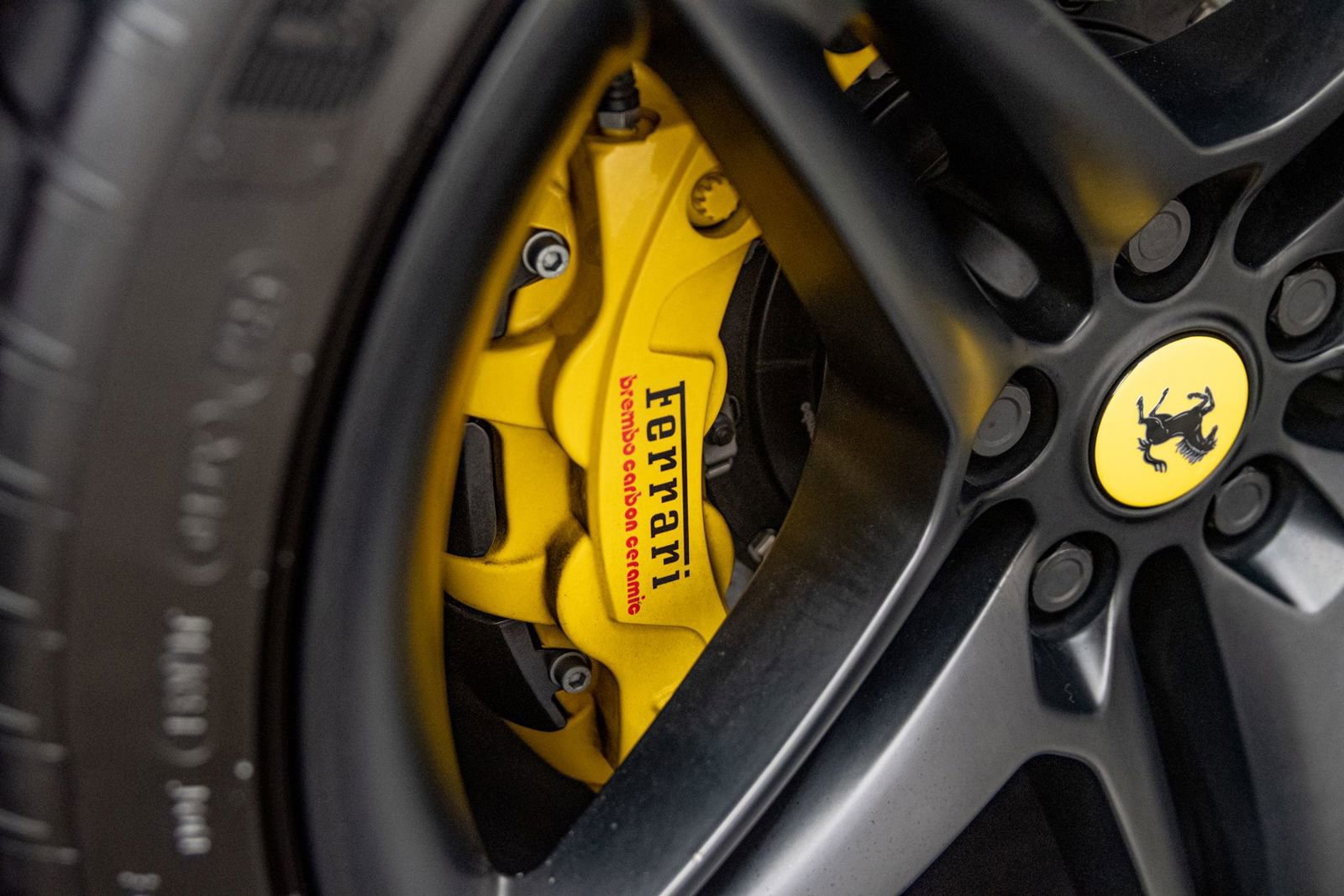 Used 2021 Ferrari SF90 Stradale AWD/4WD image 33