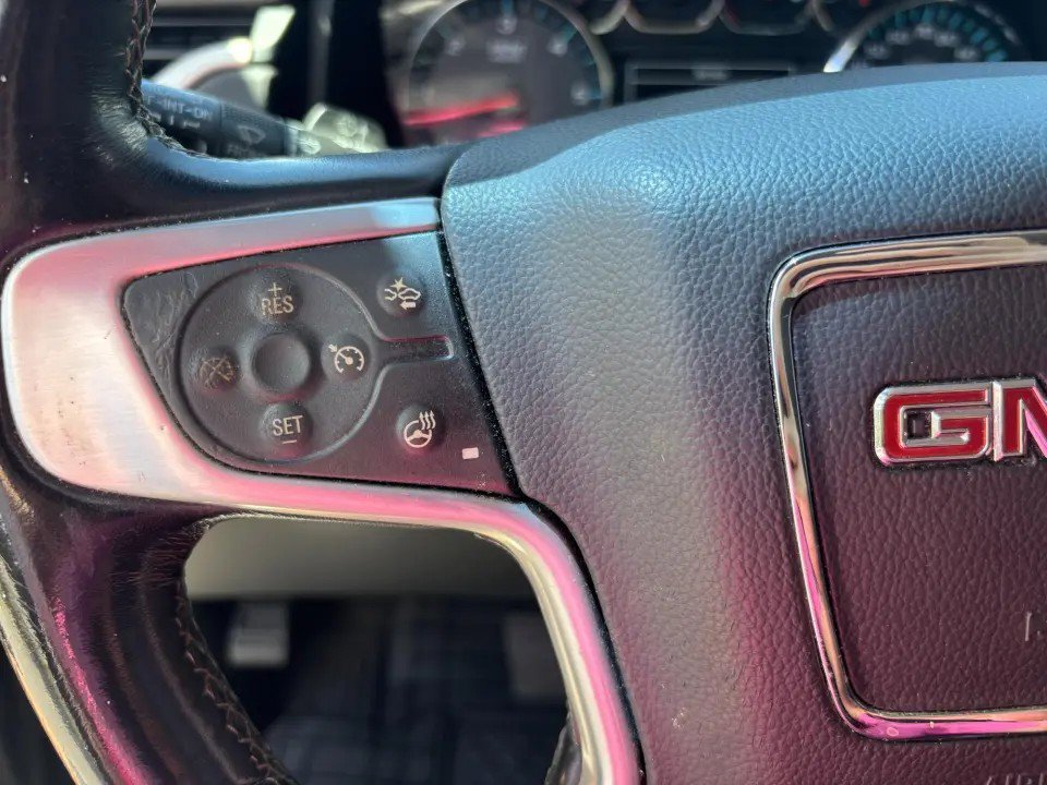 Used 2019 GMC Yukon XL SLT AWD/4WD image 29