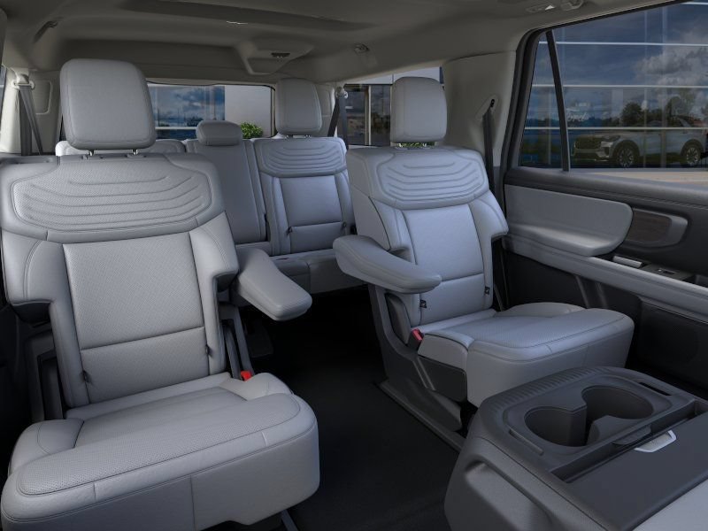 New 2026 Ford Expedition Max Platinum w/ Platinum Ultimate Package AWD/4WD image 11