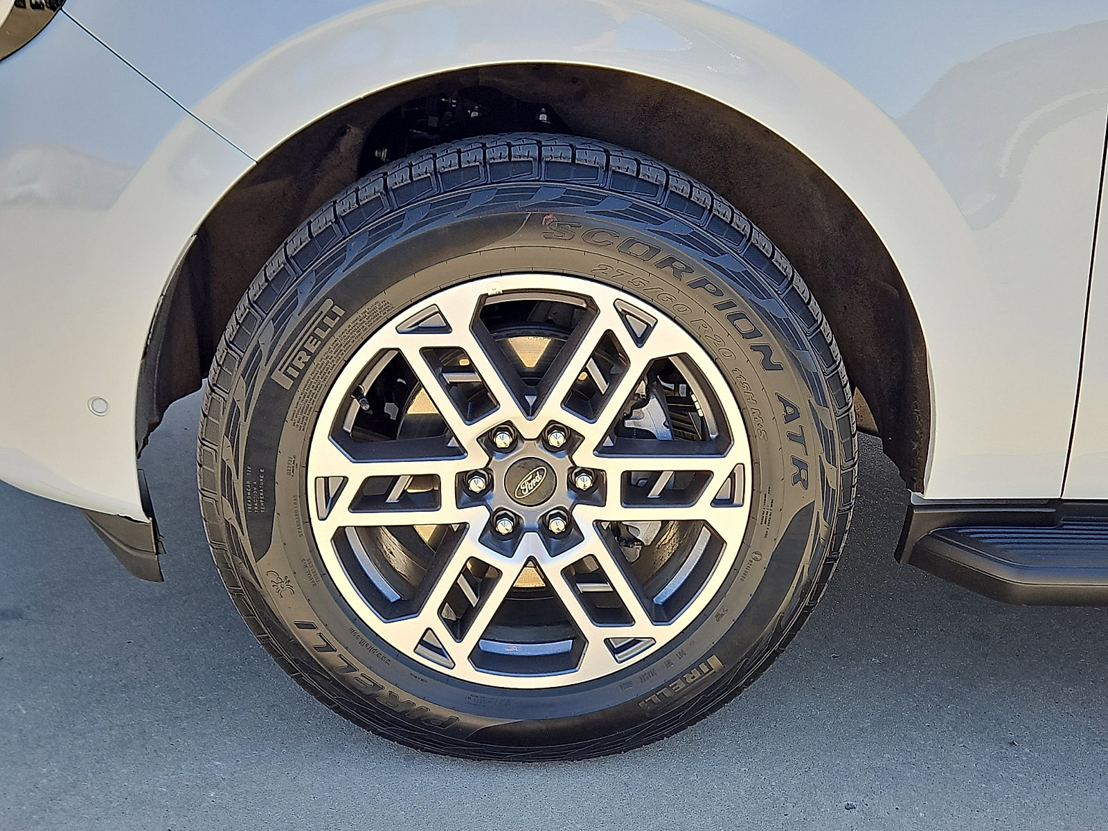 Used 2025 Ford Expedition Max Active image 5