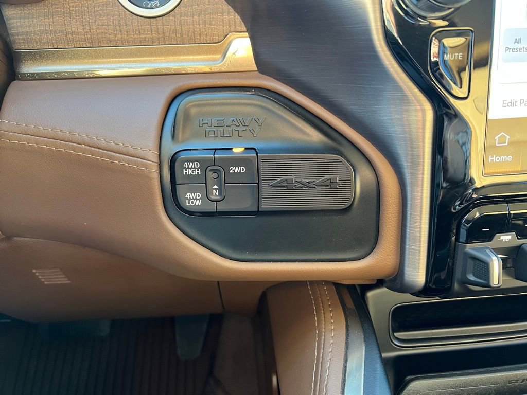 Used 2024 RAM 3500 Limited w/ Safety Group image 31