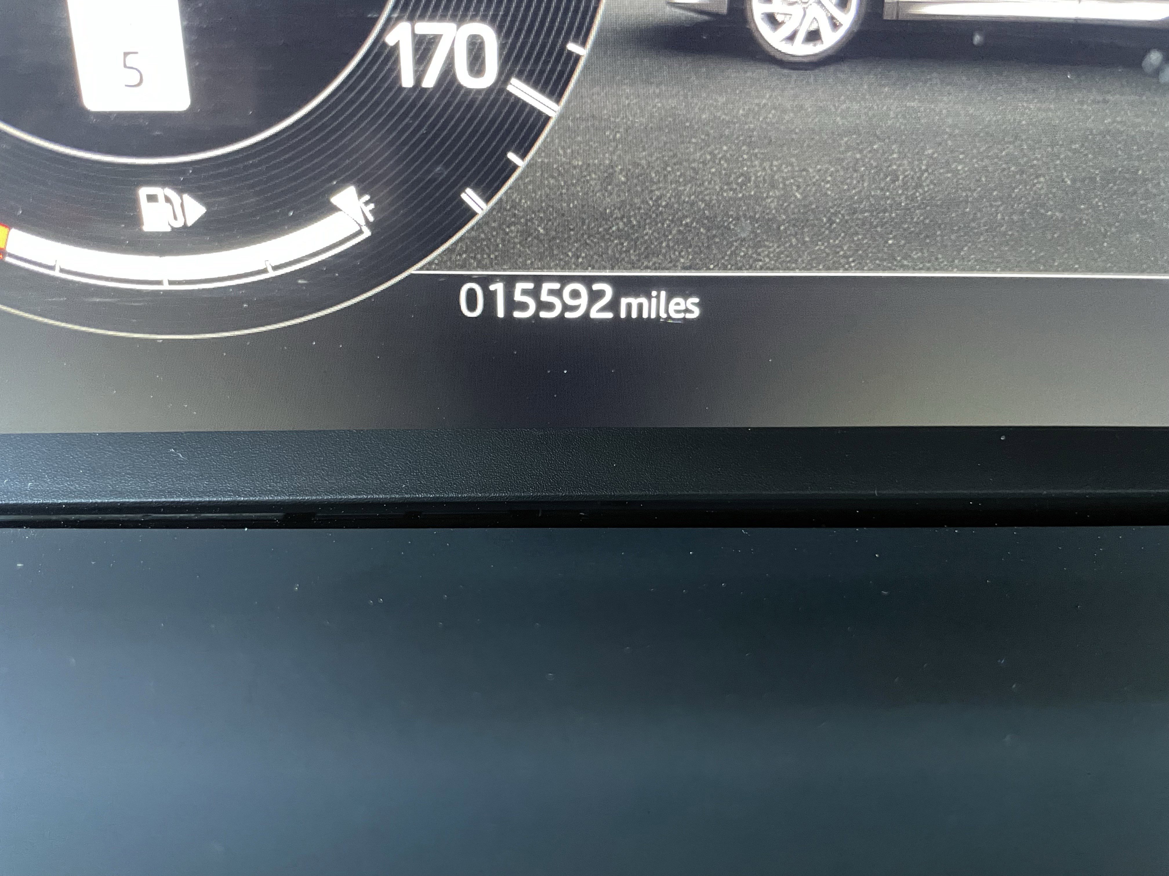 Used 2025 Land Rover Discovery Sport S AWD/4WD image 25