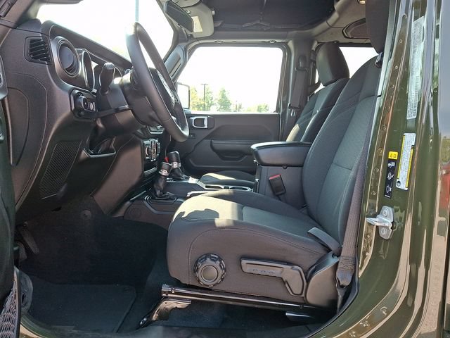 Used 2023 Jeep Wrangler Unlimited Sport AWD/4WD image 15