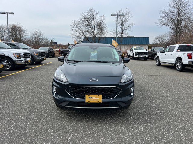 Certified 2022 Ford Escape SEL w/ Technology Package AWD/4WD image 2