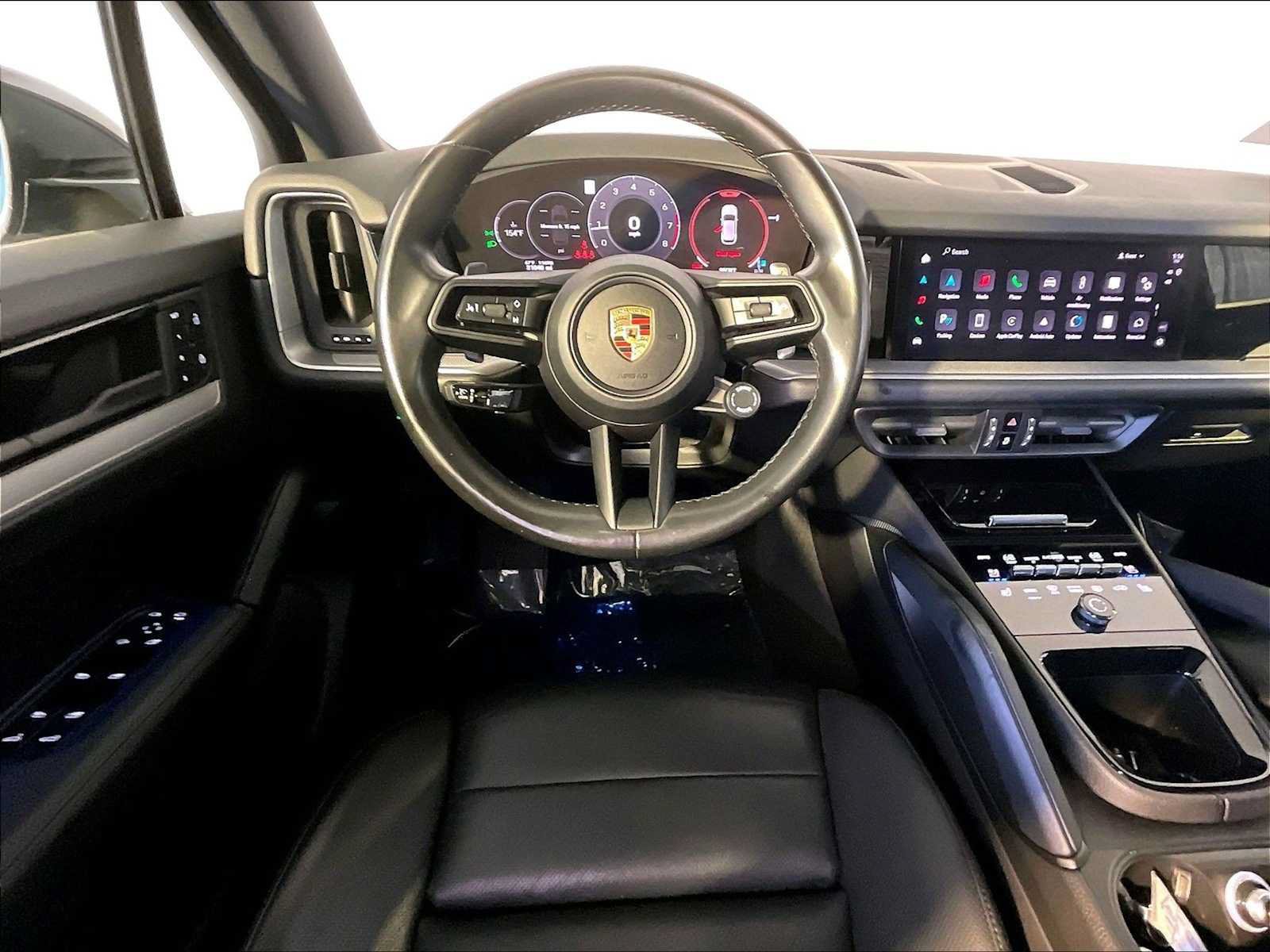 Certified 2024 Porsche Cayenne AWD/4WD image 13
