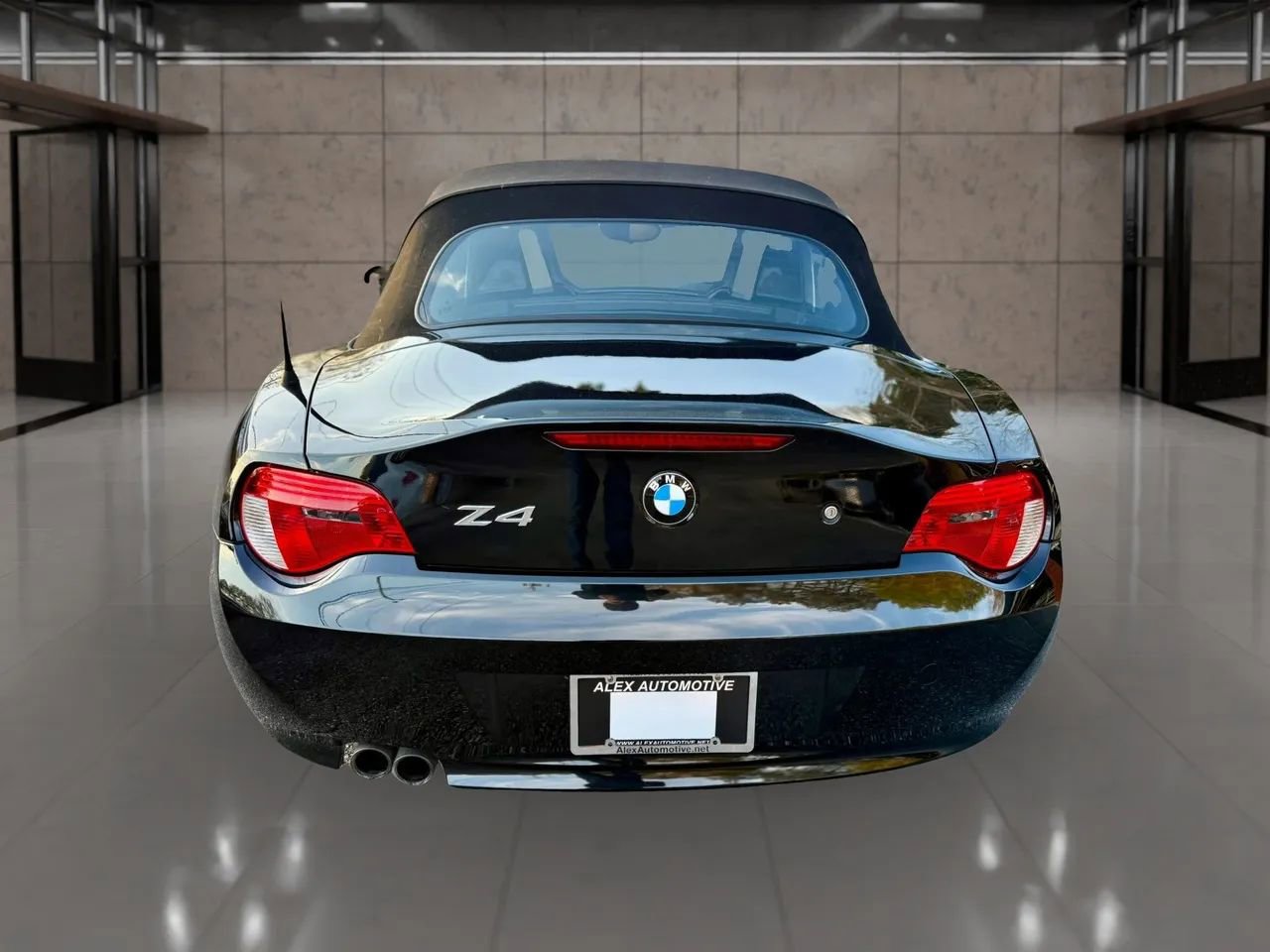 Used 2006 BMW Z4 3.0si image 9