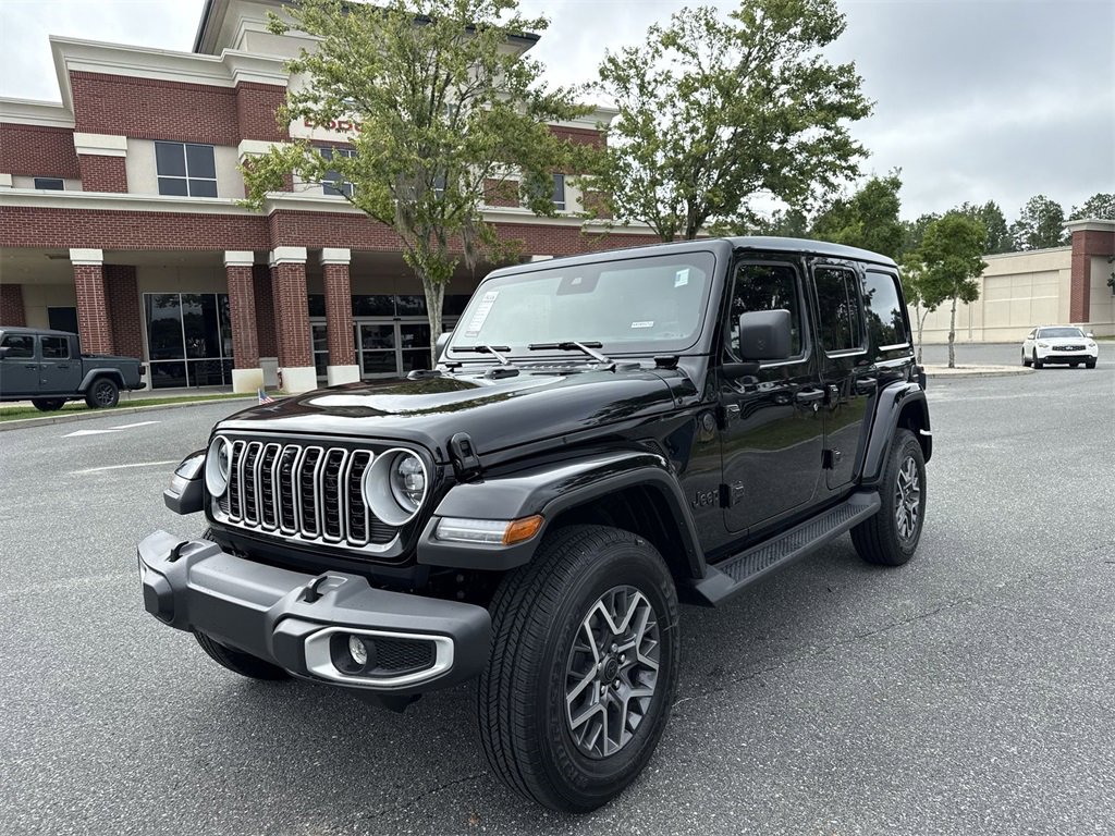 New 2025 Jeep Wrangler Sahara image 7