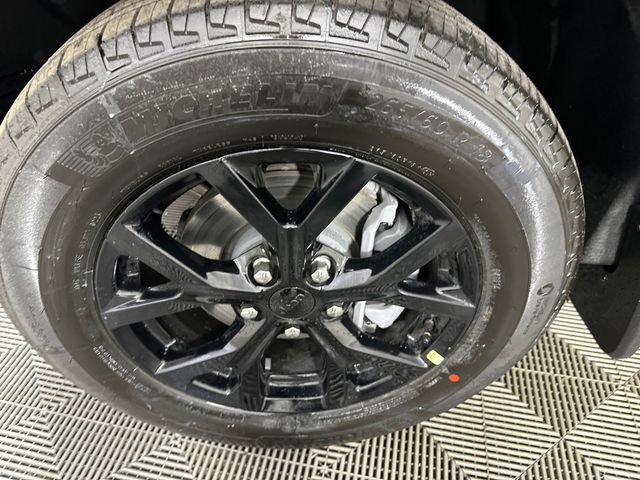 New 2026 Jeep Grand Cherokee Altitude AWD/4WD image 2