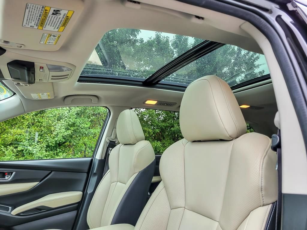 Used 2023 Subaru Ascent Limited w/ Technology Package AWD/4WD image 10