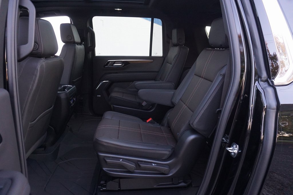 New 2026 Chevrolet Suburban High Country w/ Sun And Tow Package image 12