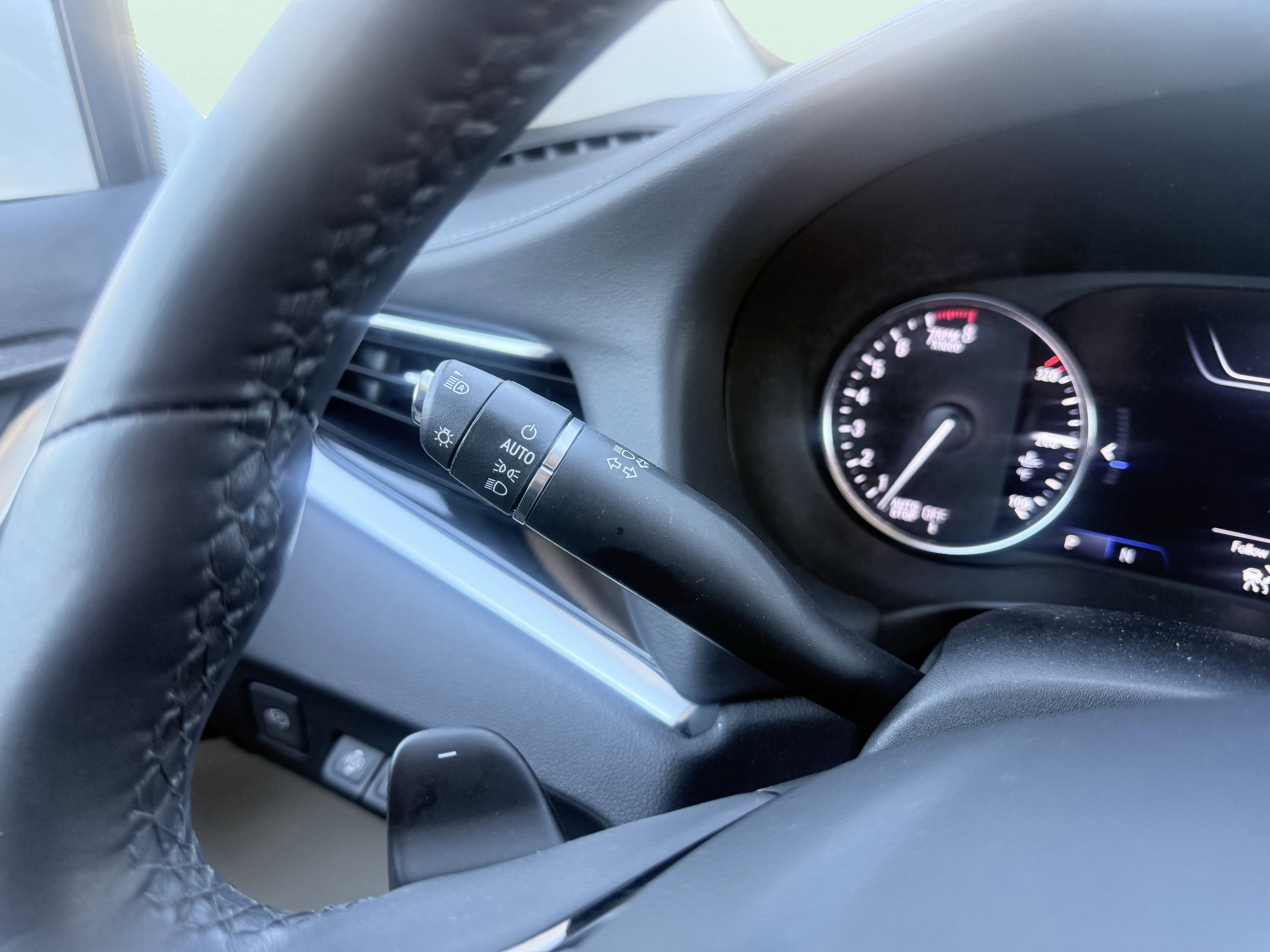 Used 2024 Buick Enclave Avenir w/ LPO, Hit The Road Package image 81