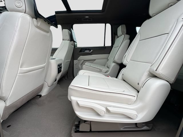 New 2026 GMC Yukon XL Denali w/ Denali Reserve Package AWD/4WD image 17