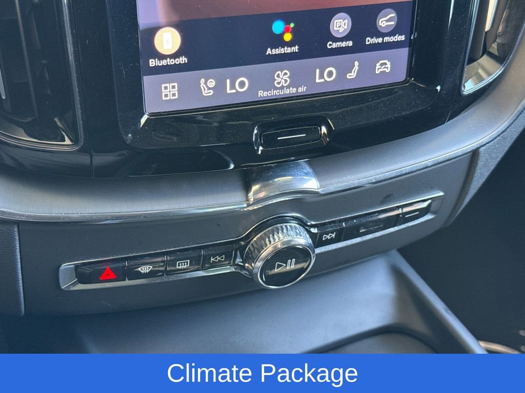 Certified 2025 Volvo XC60 B5 Core image 20