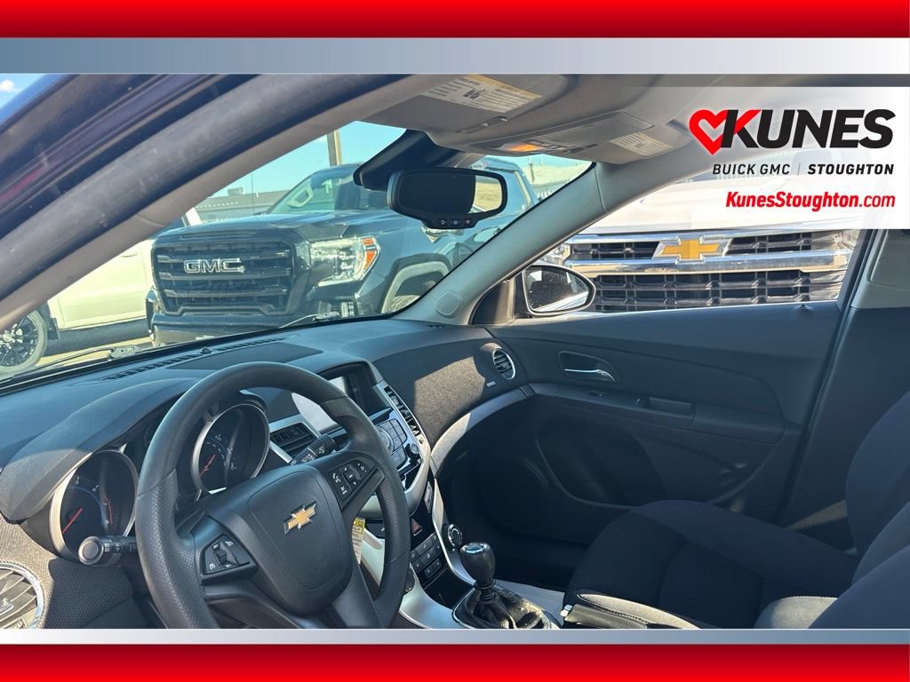 Used 2015 Chevrolet Cruze Eco FWD image 12