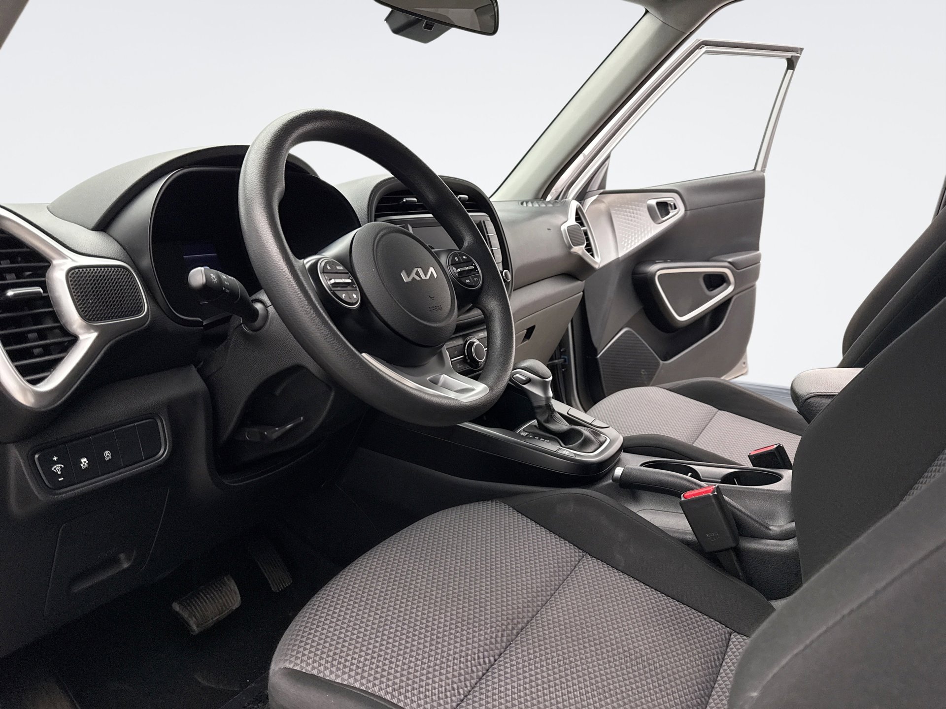 Used 2023 Kia Soul LX w/ Option Group 015 image 10