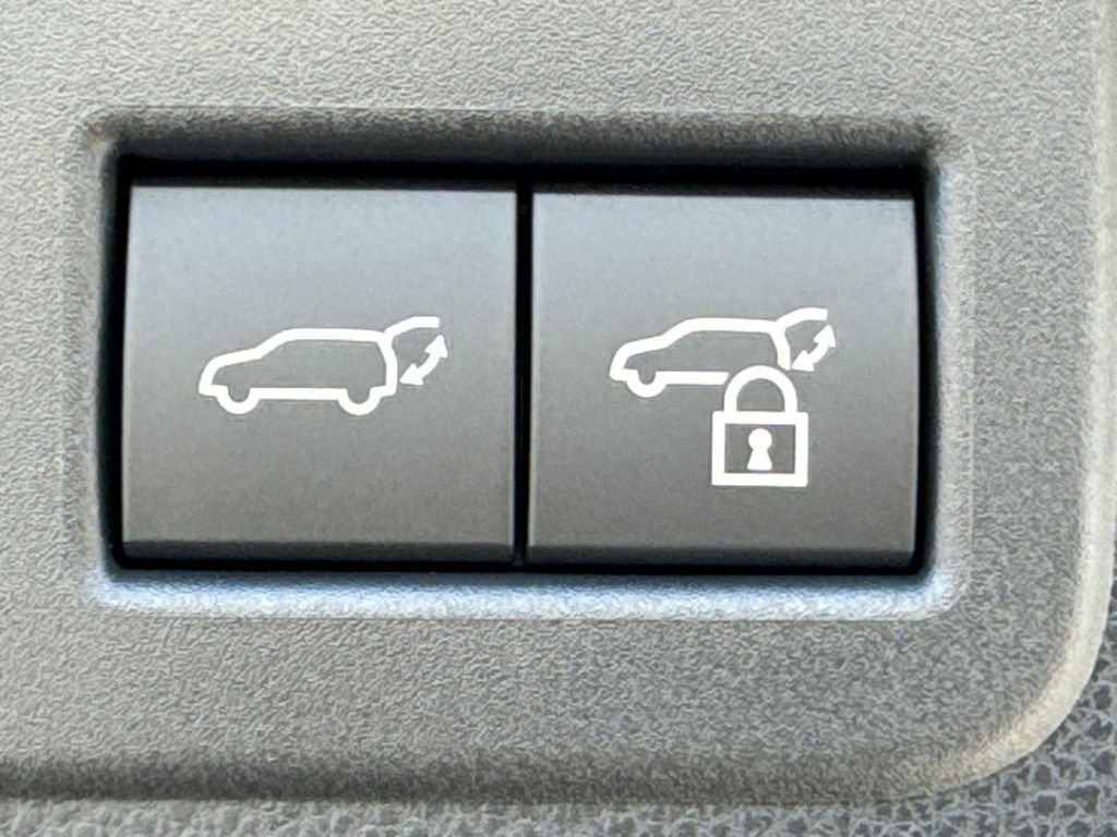 New 2025 Toyota 4Runner Limited AWD/4WD image 24