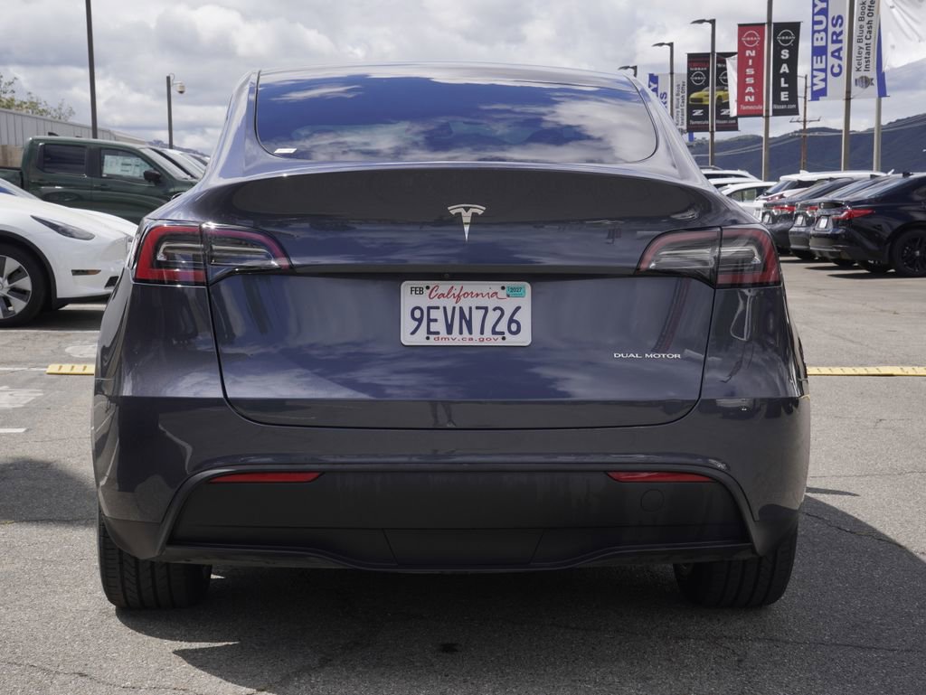 Used 2023 Tesla Model Y Long Range AWD/4WD image 5